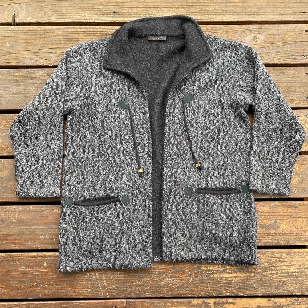 Aplaca 111 100% alpaca Peru longline sweater
